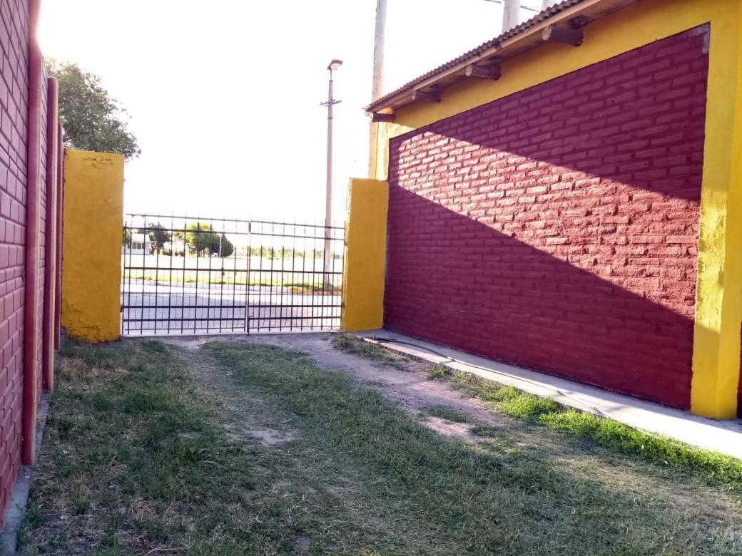 Departamentos Peumayen Río Colorado Zewnętrze zdjęcie